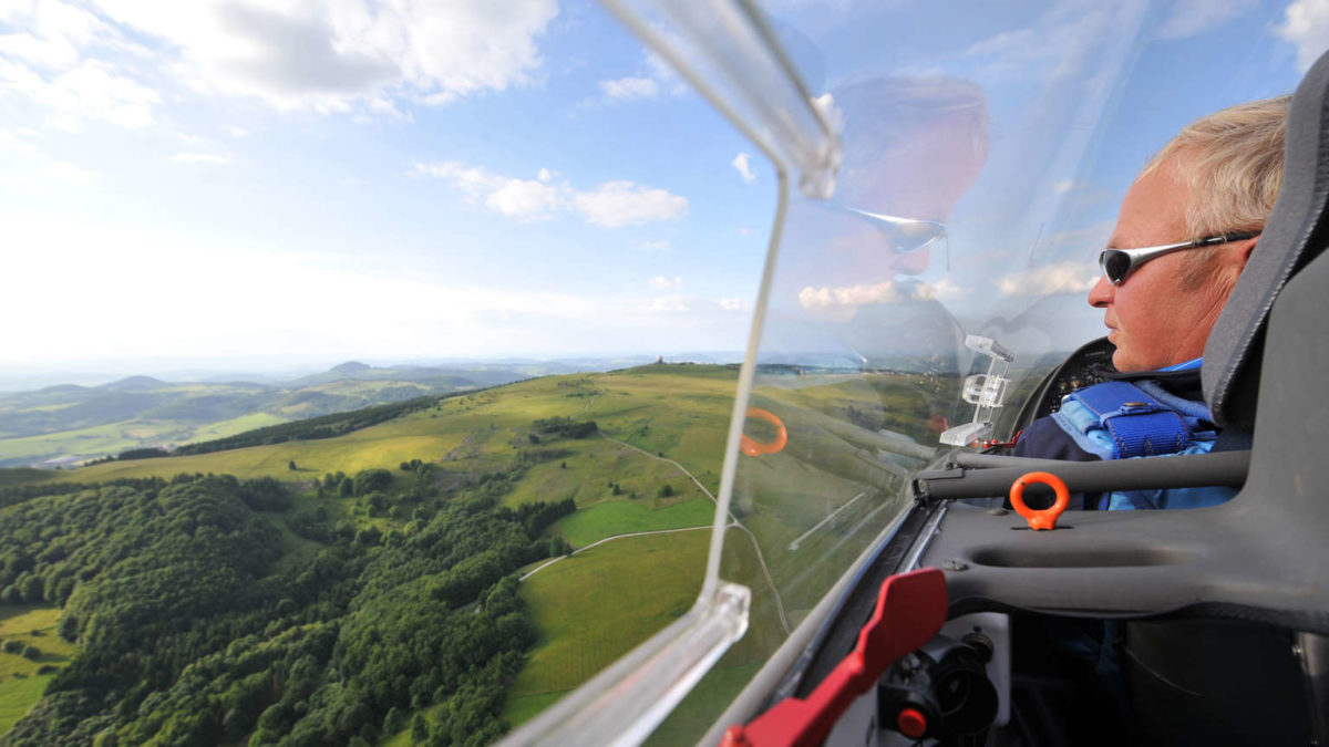 Harald Jörges always likes to be out and about high above the Rhön.© Arnulf Müller